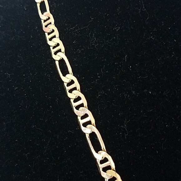 Flying eagle men's necklace. 18k GF chain. New - Picture 6 of 7